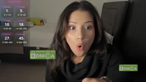 hey its Mel online show from November 2025 01:55:01 PM