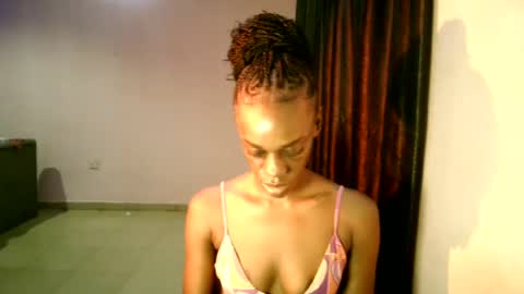 Snapshot of mymy537145 chatting on August 2026 09:04:01 AM lullabunny online show from August 2026 09:04:01 AM