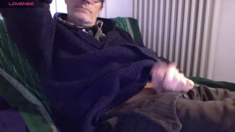 Snapshot of mynakedbeach chatting on February 2025 07:12:01 AM Bi sexy guy lovense hush is on private is open or password show tip if you like. online show from February 2025 07:12:01 AM