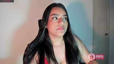 Snapshot of mypretty_isabella chatting on December 2024 02:54:01 AM Bella online show from December 2024 02:54:01 AM