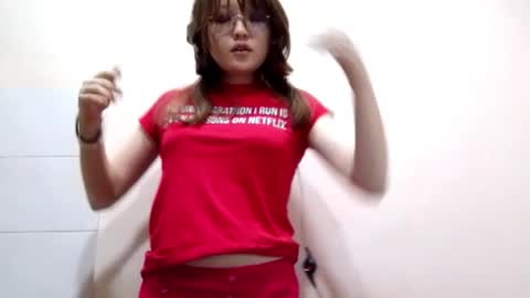 Snapshot of myriamannabel chatting on November 2025 04:09:02 PM Chloe online show from November 2025 04:09:02 PM