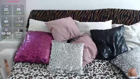 Snapshot of myrnasexxx chatting on November 2025 07:05:02 PM Myrna Sessions online show from November 2025 07:05:02 PM