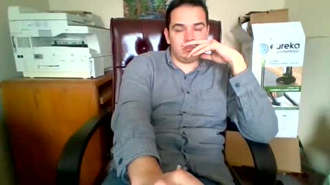 sexyguylovesall online show from February 2025 07:38:02 PM