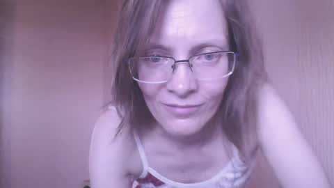 mysterious_blondy online show from June 2026 06:28:01 AM