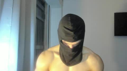 mysterious_muscles online show from April 2026 11:09:02 PM