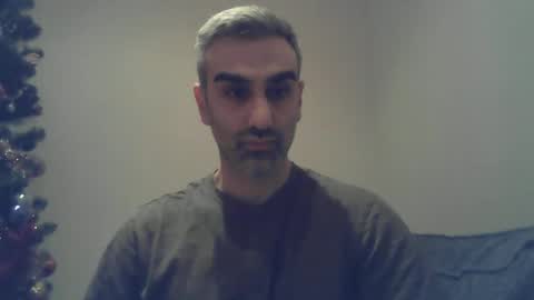 Snapshot of mystery2025 chatting on December 2024 10:06:01 PM Mystery2025 online show from December 2024 10:06:01 PM