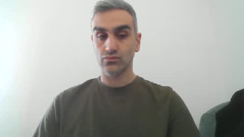 Snapshot of mystery2025 chatting on October 2025 10:27:01 AM Mystery2025 online show from October 2025 10:27:01 AM