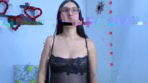 Mystery couple online show from April 2026 07:28:02 PM