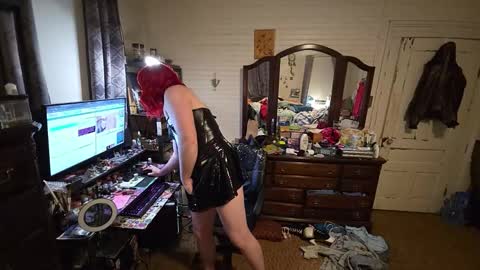 Snapshot of mysteryblue62 chatting on November 2025 12:14:02 AM Mystery Blue and Mistress Prude online show from November 2025 12:14:02 AM