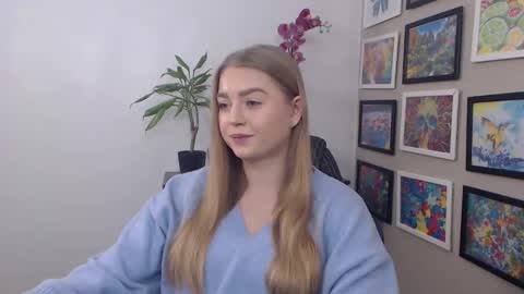 Snapshot of mysteryericax chatting on January 2025 09:15:01 AM Erica online show from January 2025 09:15:01 AM