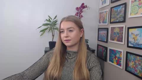 Snapshot of mysteryericax chatting on January 2025 12:19:02 PM Erica online show from January 2025 12:19:02 PM