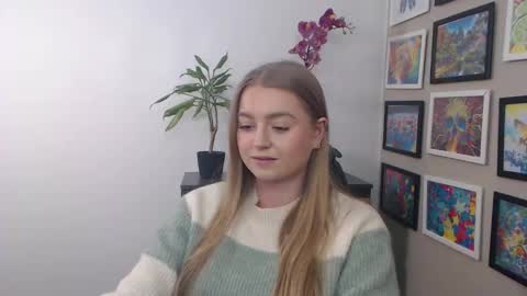 Snapshot of mysteryericax chatting on January 2025 03:15:01 PM Erica online show from January 2025 03:15:01 PM