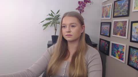 Snapshot of mysteryericax chatting on January 2025 09:35:01 AM Erica online show from January 2025 09:35:01 AM