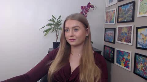 Snapshot of mysteryericax chatting on January 2025 08:10:01 AM Erica online show from January 2025 08:10:01 AM