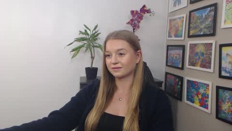 Snapshot of mysteryericax chatting on February 2025 11:12:02 AM Erica online show from February 2025 11:12:02 AM