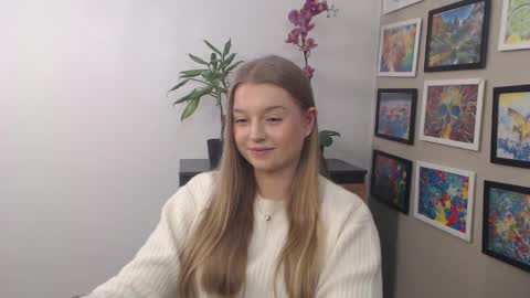 Snapshot of mysteryericax chatting on February 2025 11:55:01 AM Erica online show from February 2025 11:55:01 AM