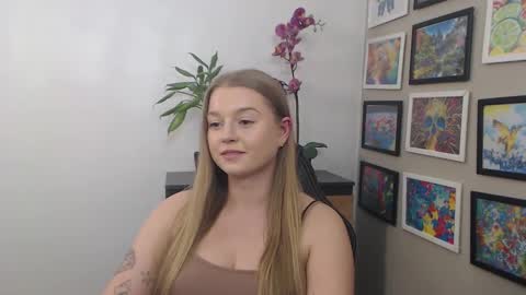 Snapshot of mysteryericax chatting on February 2025 05:53:02 PM Erica online show from February 2025 05:53:02 PM