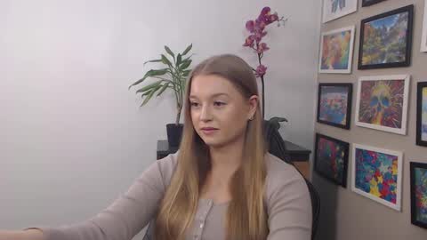 Snapshot of mysteryericax chatting on February 2025 09:00:02 AM Erica online show from February 2025 09:00:02 AM