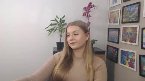 Snapshot of mysteryericax chatting on February 2025 10:52:01 AM Erica online show from February 2025 10:52:01 AM