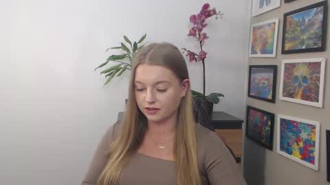 Snapshot of mysteryericax chatting on March 2025 09:51:01 AM Erica online show from March 2025 09:51:01 AM