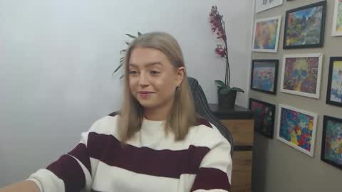 Snapshot of mysteryericax chatting on October 2025 07:41:01 AM Erica online show from October 2025 07:41:01 AM