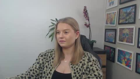 Erica online show from December 2025 10:31:01 AM