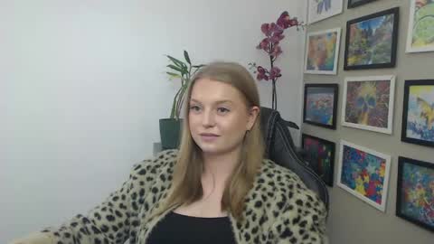 Erica online show from March 2026 03:05:04 PM