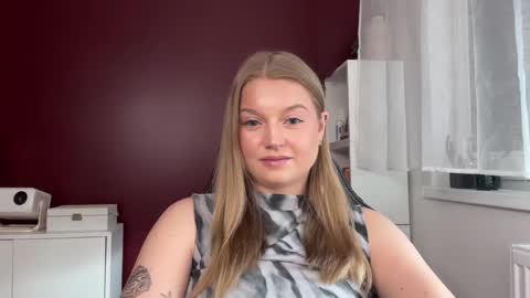 Snapshot of mysteryericax chatting on May 2026 07:39:01 AM Erica online show from May 2026 07:39:01 AM