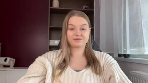 Snapshot of mysteryericax chatting on May 2026 10:10:02 AM Erica online show from May 2026 10:10:02 AM