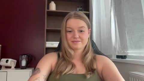 Erica online show from June 2026 07:43:01 AM