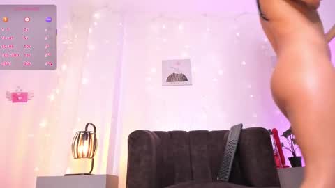 Snapshot of mystic_carito chatting on September 2025 10:23:01 PM mystic carito online show from September 2025 10:23:01 PM