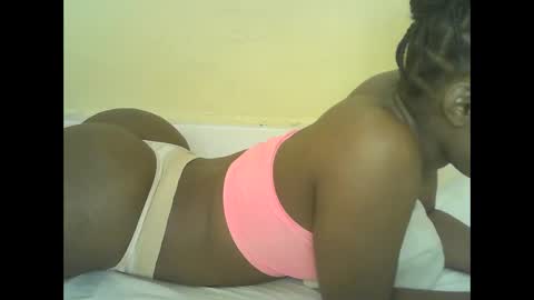 mystic_linna online show from June 2026 06:52:02 AM