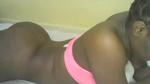 mystic_linna online show from June 2026 04:03:01 AM