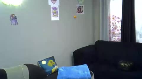 Snapshot of mysticmagics chatting on April 2026 10:24:02 AM Cupcake online show from April 2026 10:24:02 AM