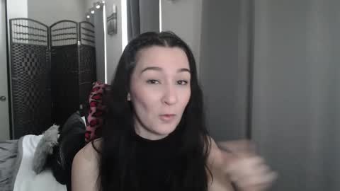 MysticMuse online show from February 2025 02:16:02 PM