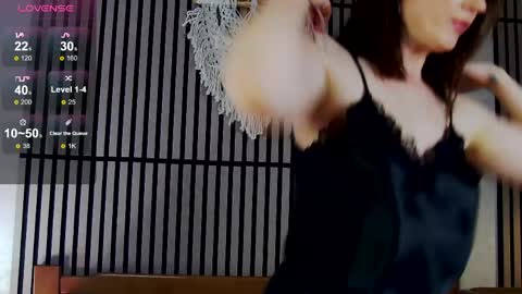 Angeline online show from May 2026 06:25:01 PM