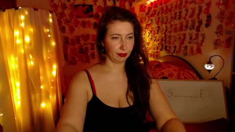 Snapshot of mystydew chatting on March 2025 04:29:02 PM MystyDew online show from March 2025 04:29:02 PM