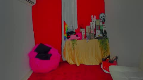   IG belladanielab online show from November 2025 04:58:02 AM