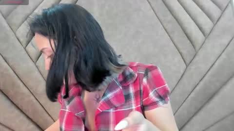 mythicall_girll online show from November 2025 07:26:01 PM