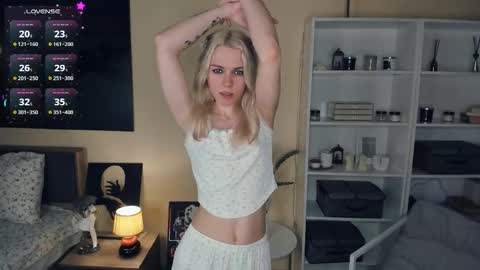 Olivia or just olive online show from October 2025 07:23:02 PM