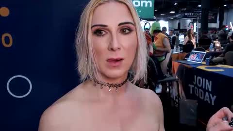 Snapshot of mzjadenyxxx chatting on October 2025 01:02:02 AM Jade Nyxxx online show from October 2025 01:02:02 AM