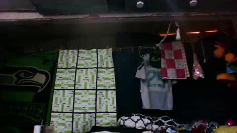 Snapshot of mzpebblesdabosz chatting on March 2025 09:05:02 PM Pebbles got that wet wet online show from March 2025 09:05:02 PM