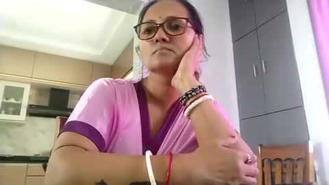 n298033 online show from April 2026 07:02:01 AM