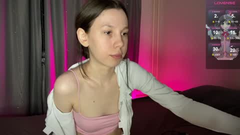 Vanessa and Julia  online show from January 2025 10:33:01 PM