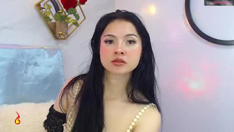 naamah_b online show from February 2025 01:54:02 PM