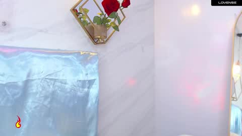 naamah_b online show from February 2025 04:48:02 PM