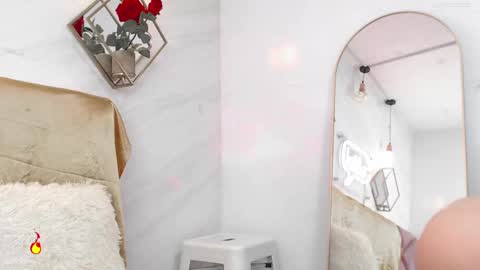 naamah_b online show from March 2025 04:35:01 PM