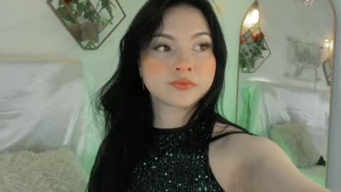 naamah_b online show from September 2025 02:07:02 PM