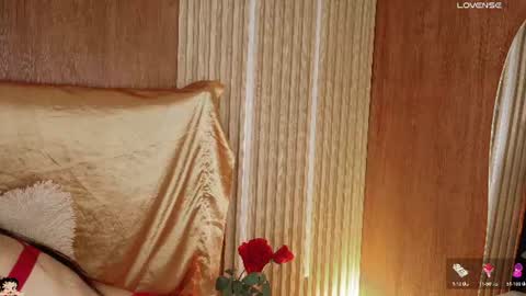 naamah_b online show from July 2026 03:03:01 PM