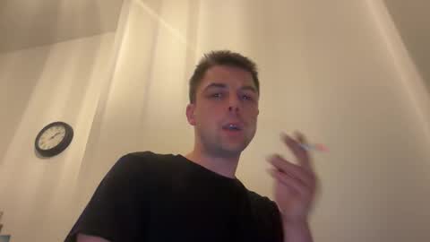 nachtigall030 online show from May 2026 11:10:02 PM